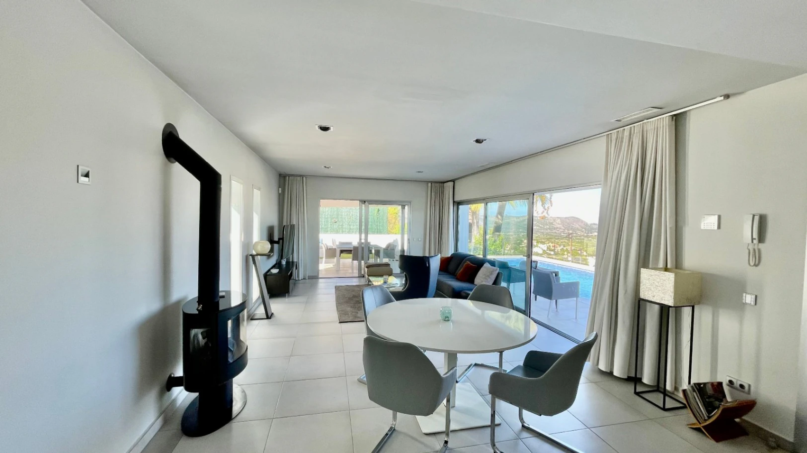 Villa for sale in Orba: Minimalist luxury, with fabulous views