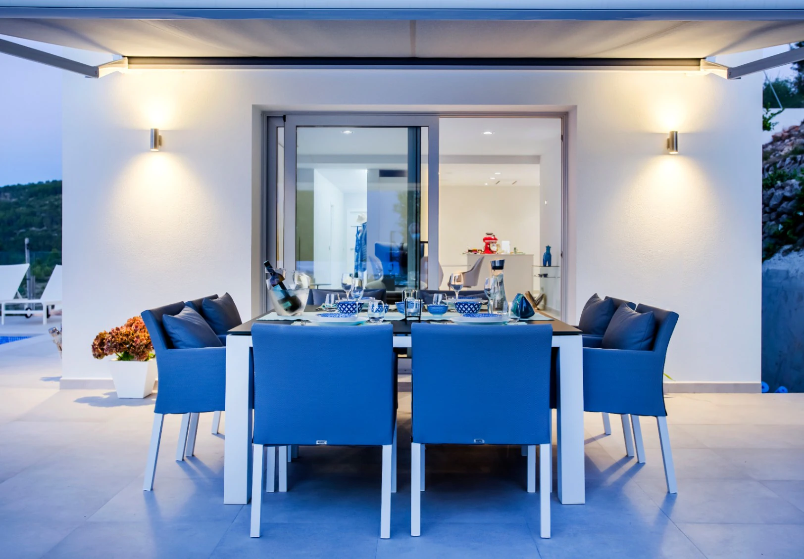 Villa for sale in Orba: Minimalist luxury, with fabulous views