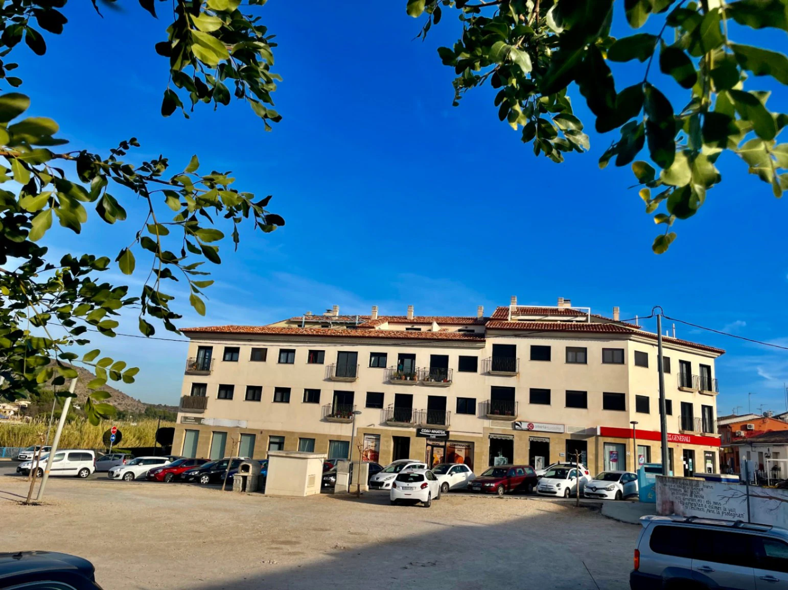 Penthouse apartment in Jalon: Prime central location