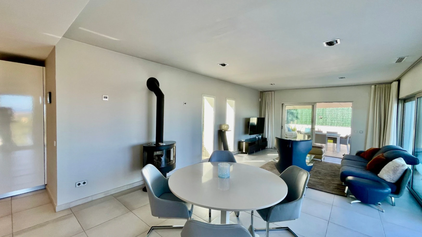 Villa for sale in Orba: Minimalist luxury, with fabulous views
