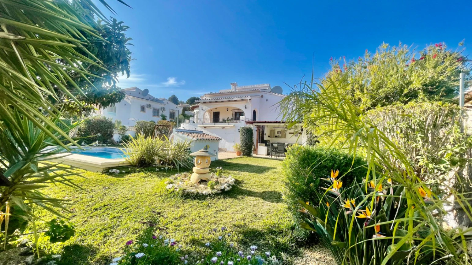 Villa for sale in Pedreguer - Impressive, modern, spectacular views