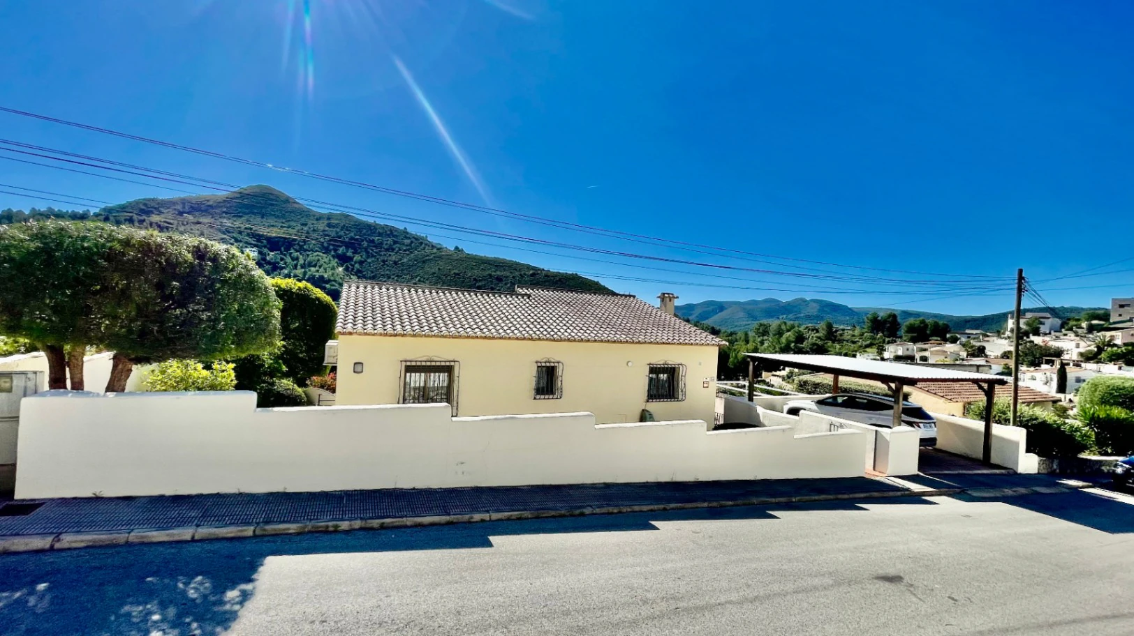 Villa te koop in Alcalali: Modern, met prachtig uitzicht
