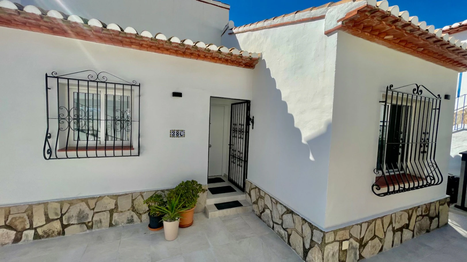 Villa à vendre à Benigembla : Spécifications élevées, vues fabuleuses