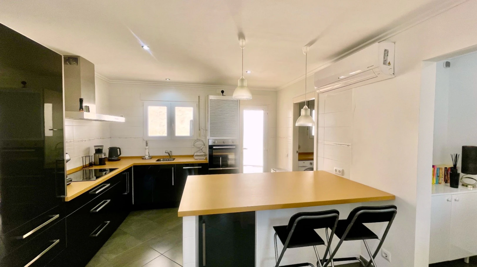 Villa en venta en Jalon: Lujosa, eficiente en energía