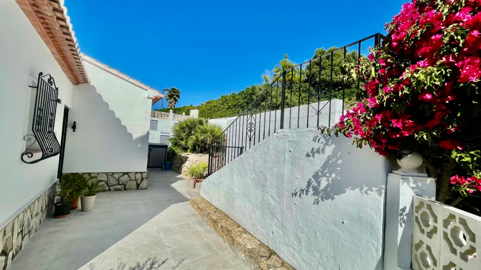 Villa à vendre à Benigembla : Spécifications élevées, vues fabuleuses