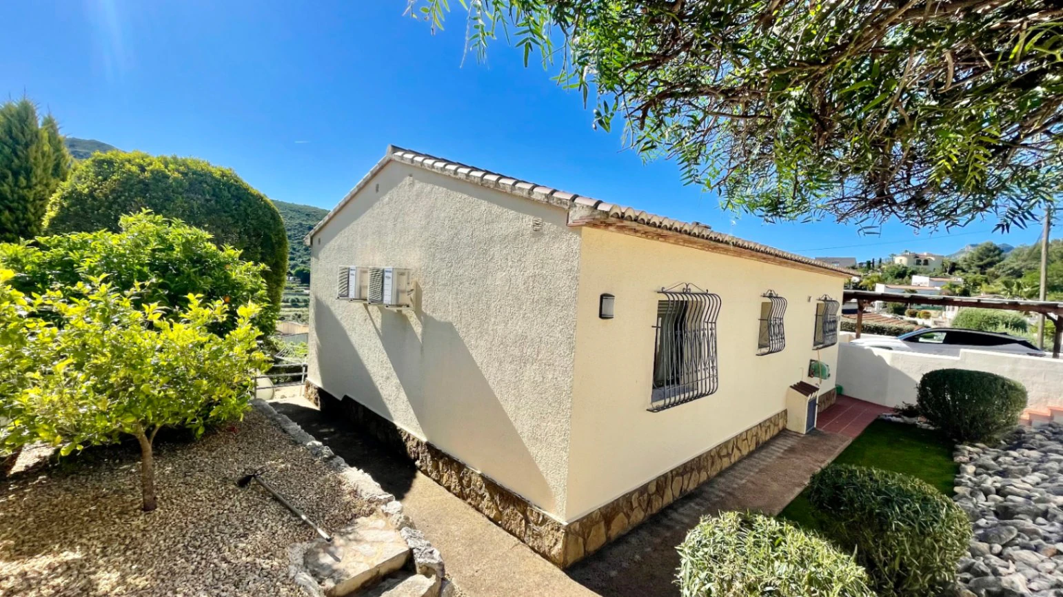 Villa te koop in Alcalali: Modern, met prachtig uitzicht