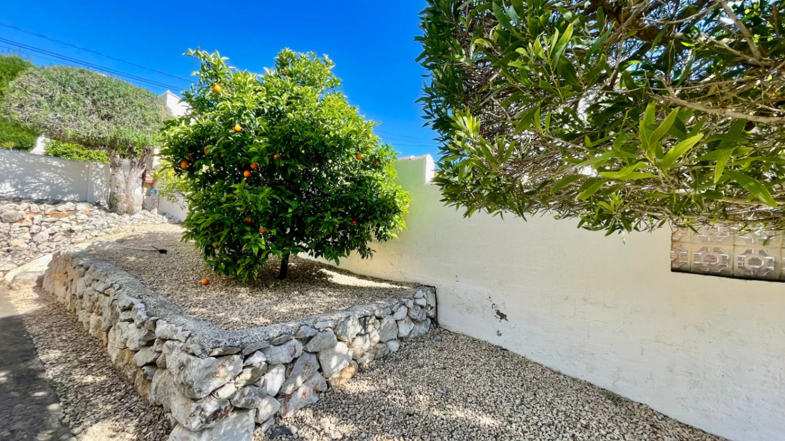 Villa te koop in Alcalali: Modern, met prachtig uitzicht