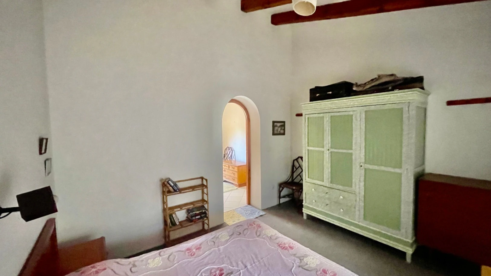 Dorpswoning in traditionele finca-stijl te koop in Llosa: uniek en charmant