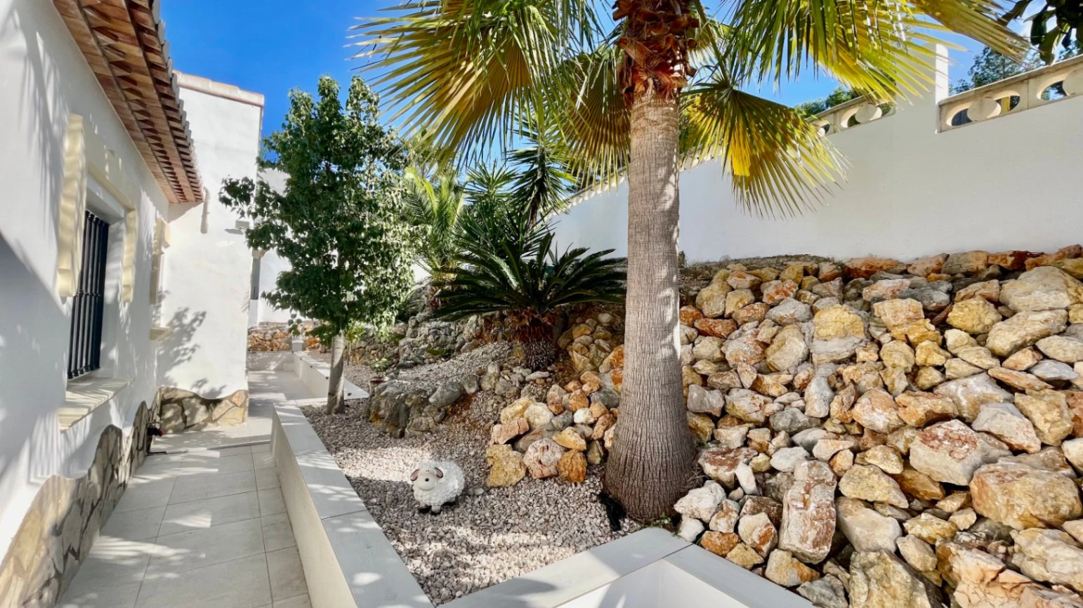 Villa for sale in Orba:  Contemporary, with breathtaking views
