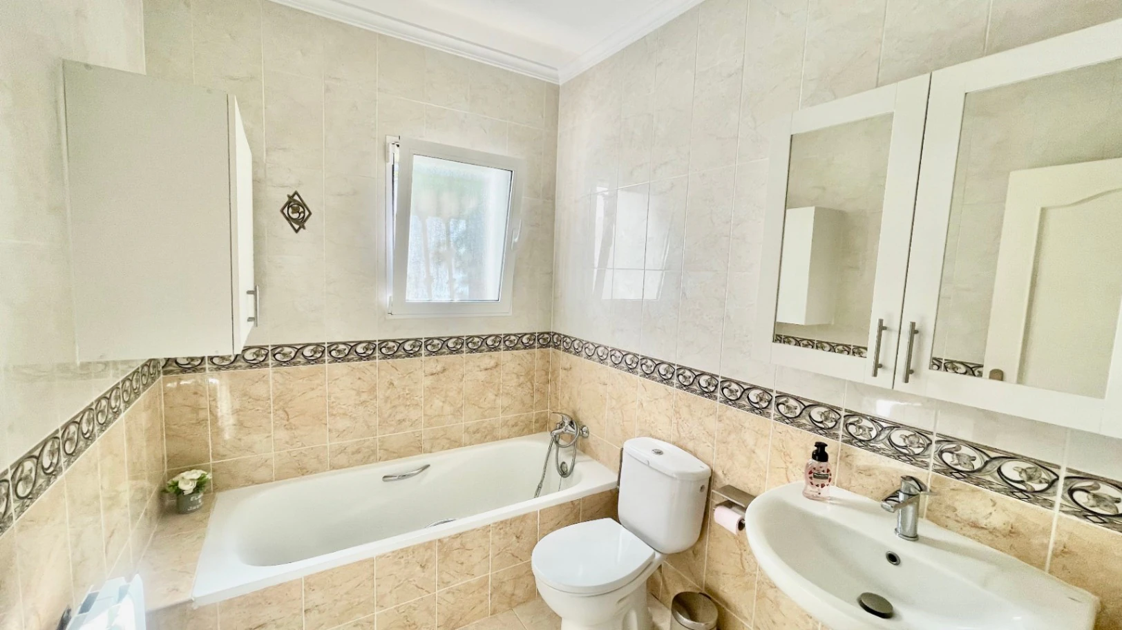 Villa for sale in Orba:  Contemporary, with breathtaking views