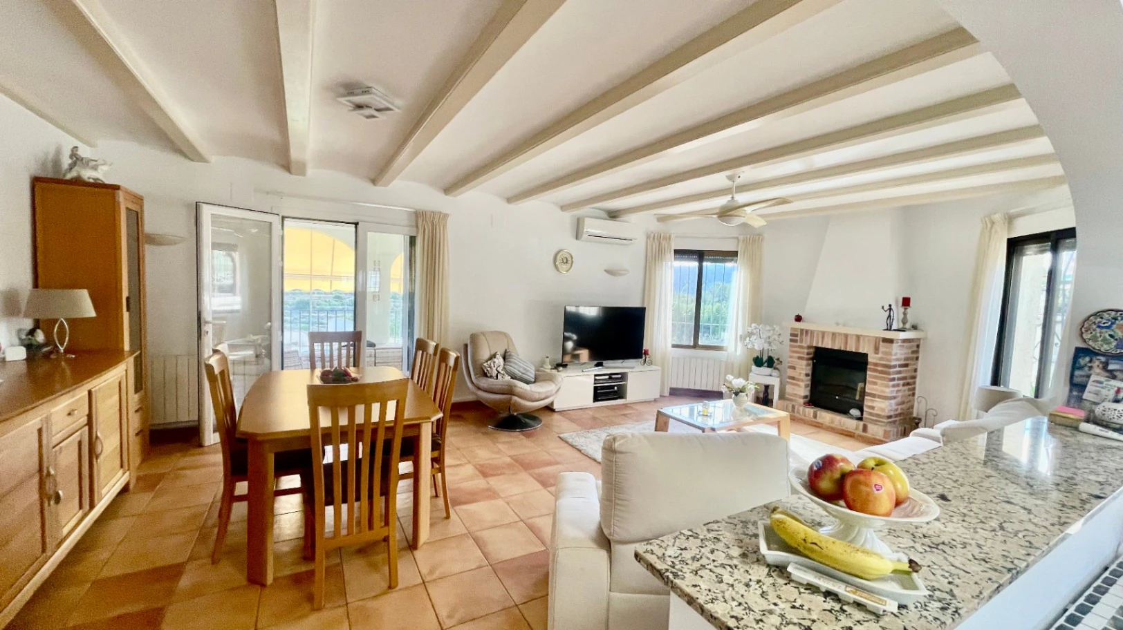 Villa for sale in Alcalali: Modern, with stunning views