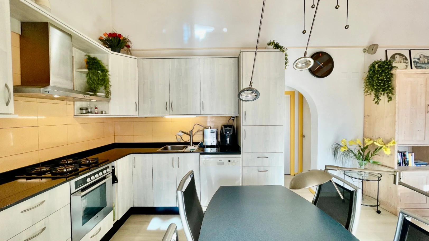 Villa en venta en Jalón: Orientada al sur, apartamento independiente para invitados.