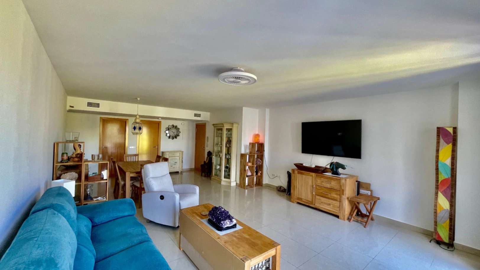 Piso en venta en Jalón: luminoso, espacioso y con una gran terraza.