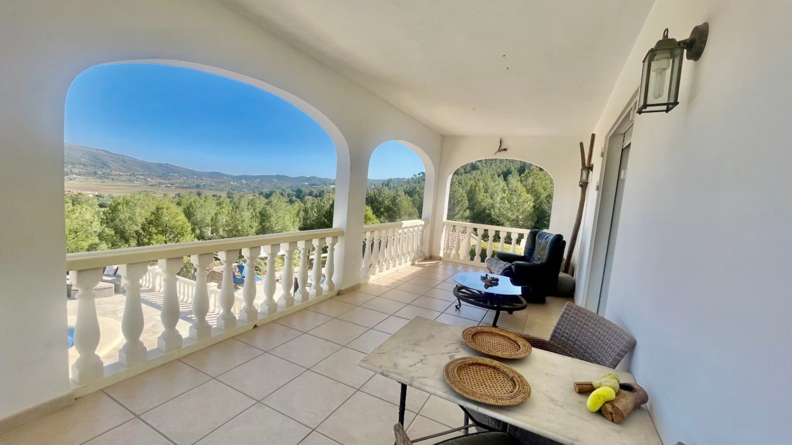 Villa zu verkaufen in Lliber:  Spektakuläre Aussicht, großes Grundstück
