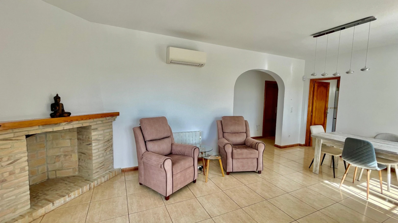 Villa en venta en Alcalali: Orientación sur, todo en una sola planta