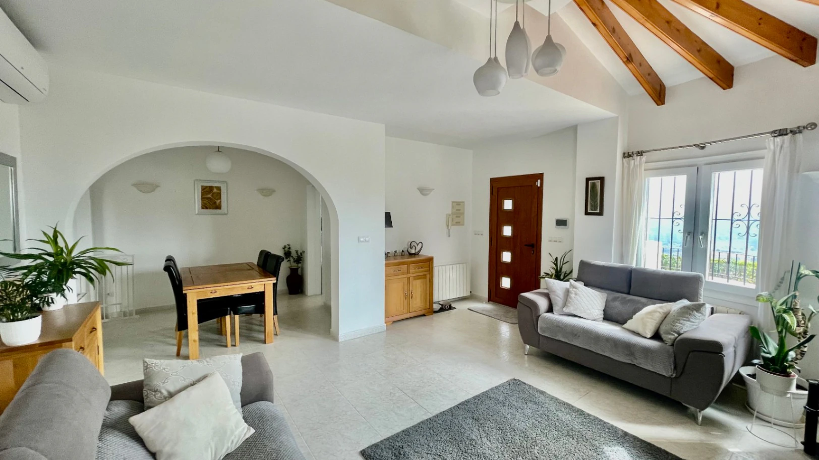 Villa en venta en Pedreguer - Impresionante, moderna, vistas espectaculares