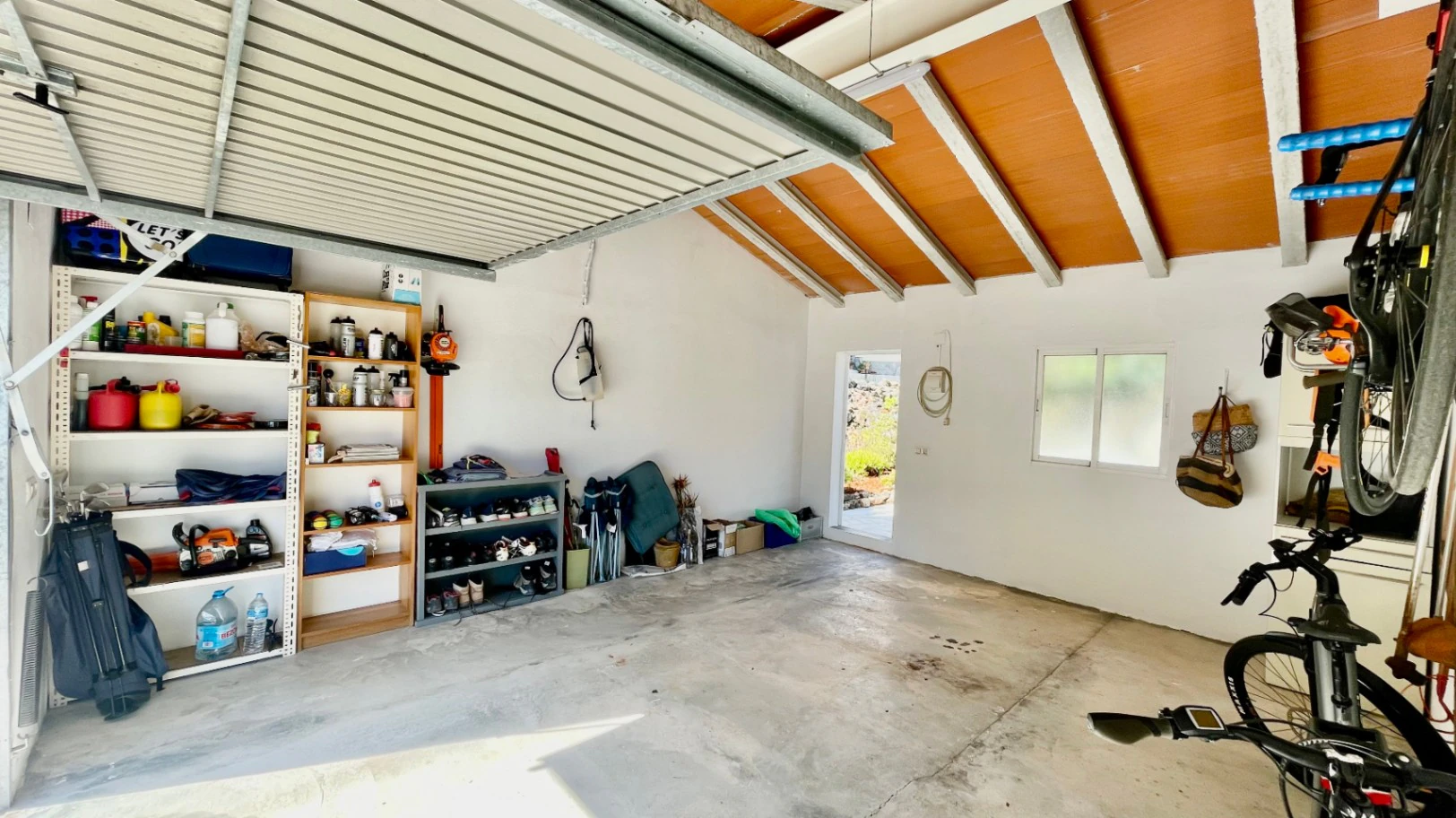 Villa zu verkaufen in Lliber:  Spektakuläre Aussicht, großes Grundstück