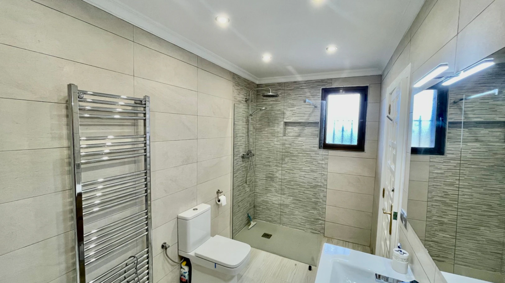 Villa en venta en Jalón: Ubicación apartada y muy solicitada