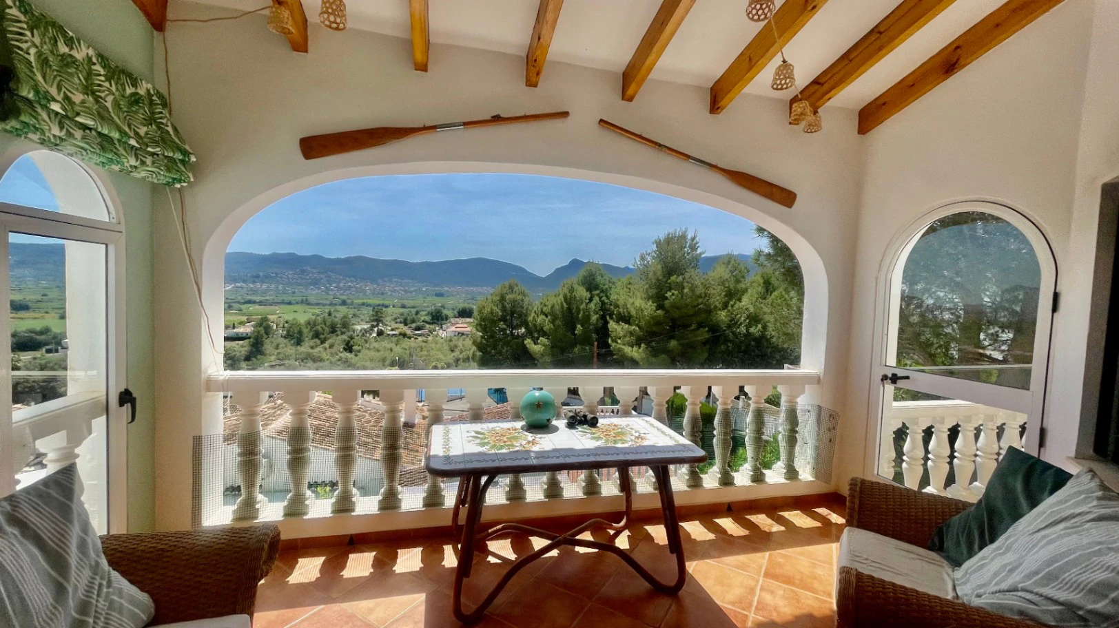 Villa for sale in Tormos: Spectacular views, guest apartment