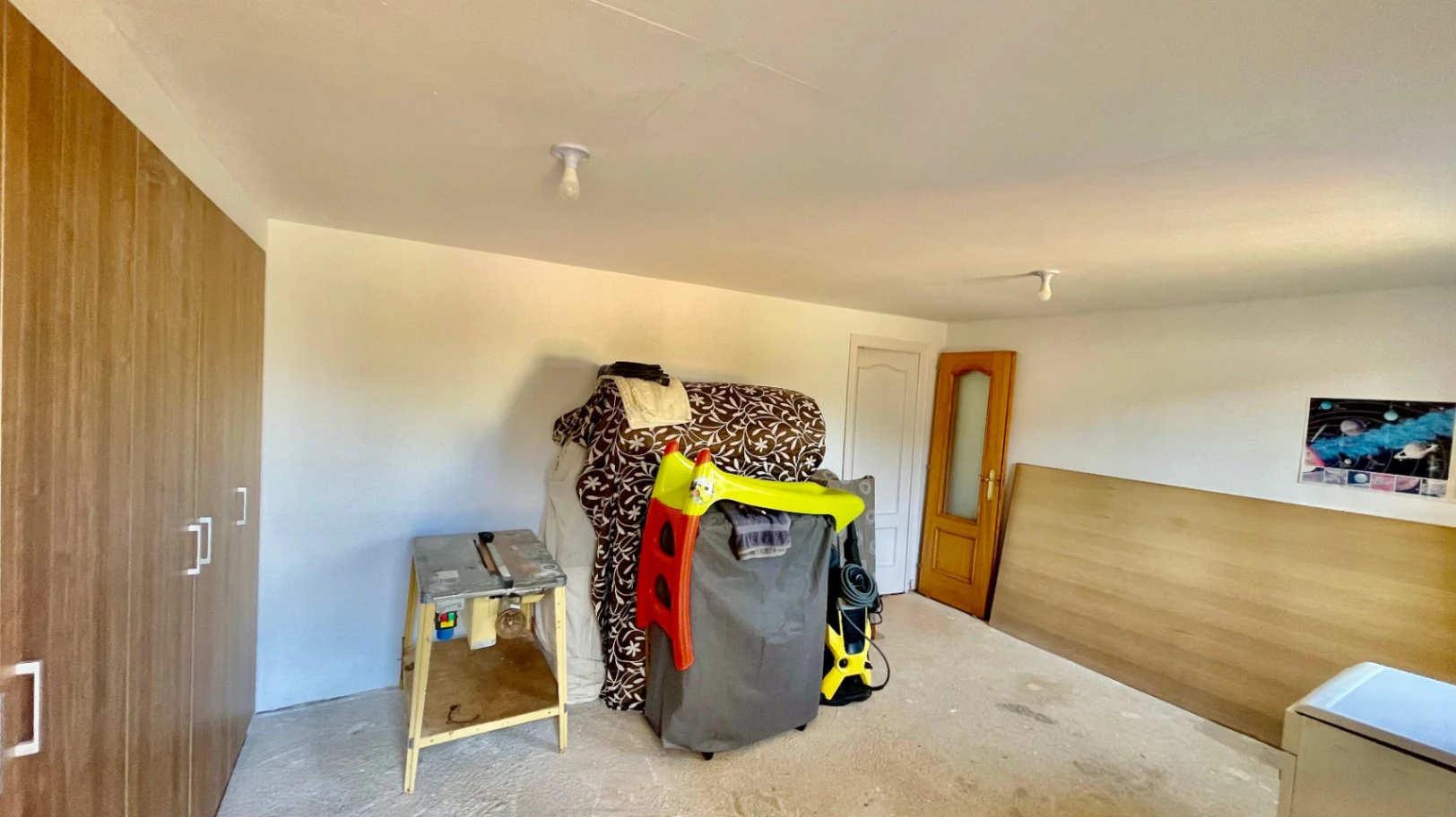 Villa en venta en Alcalali: fabulosas vistas a la montaña, excelente privacidad.