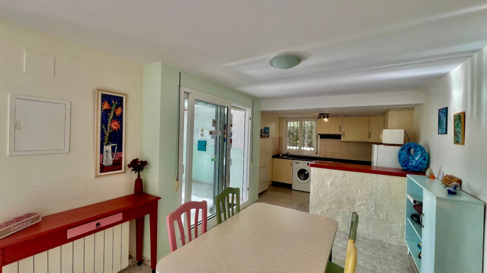 Villa en venta en Jalón: Orientada al sur, apartamento independiente para invitados.