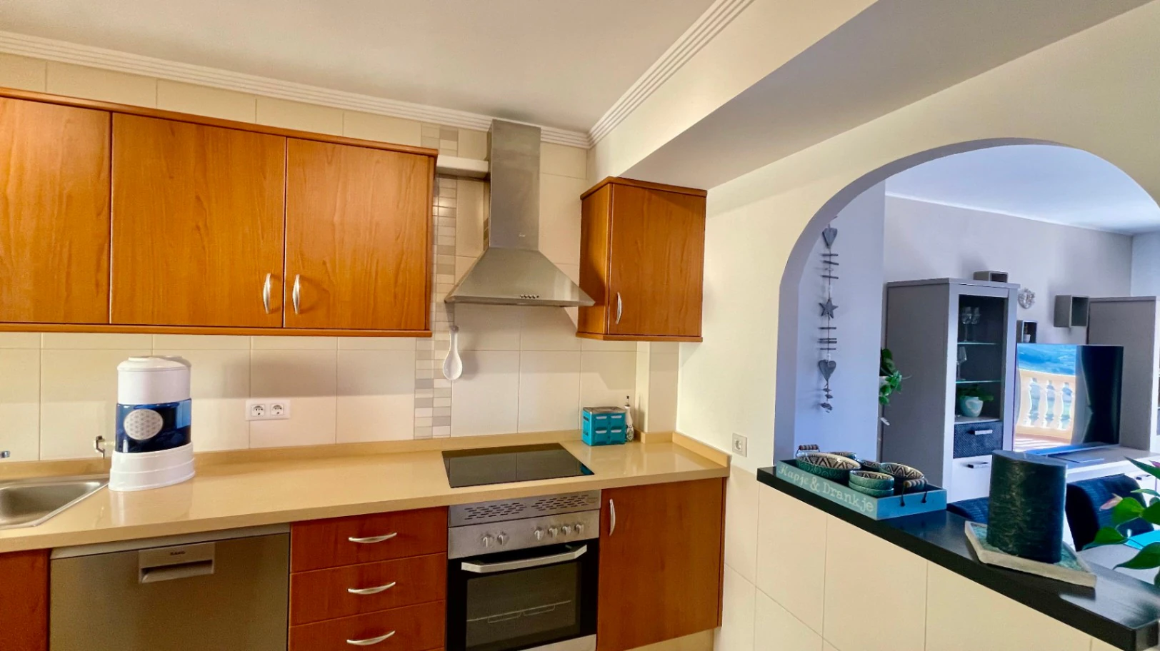 Casa adosada moderna en venta en Jalón: lujosa, con vistas impresionantes.