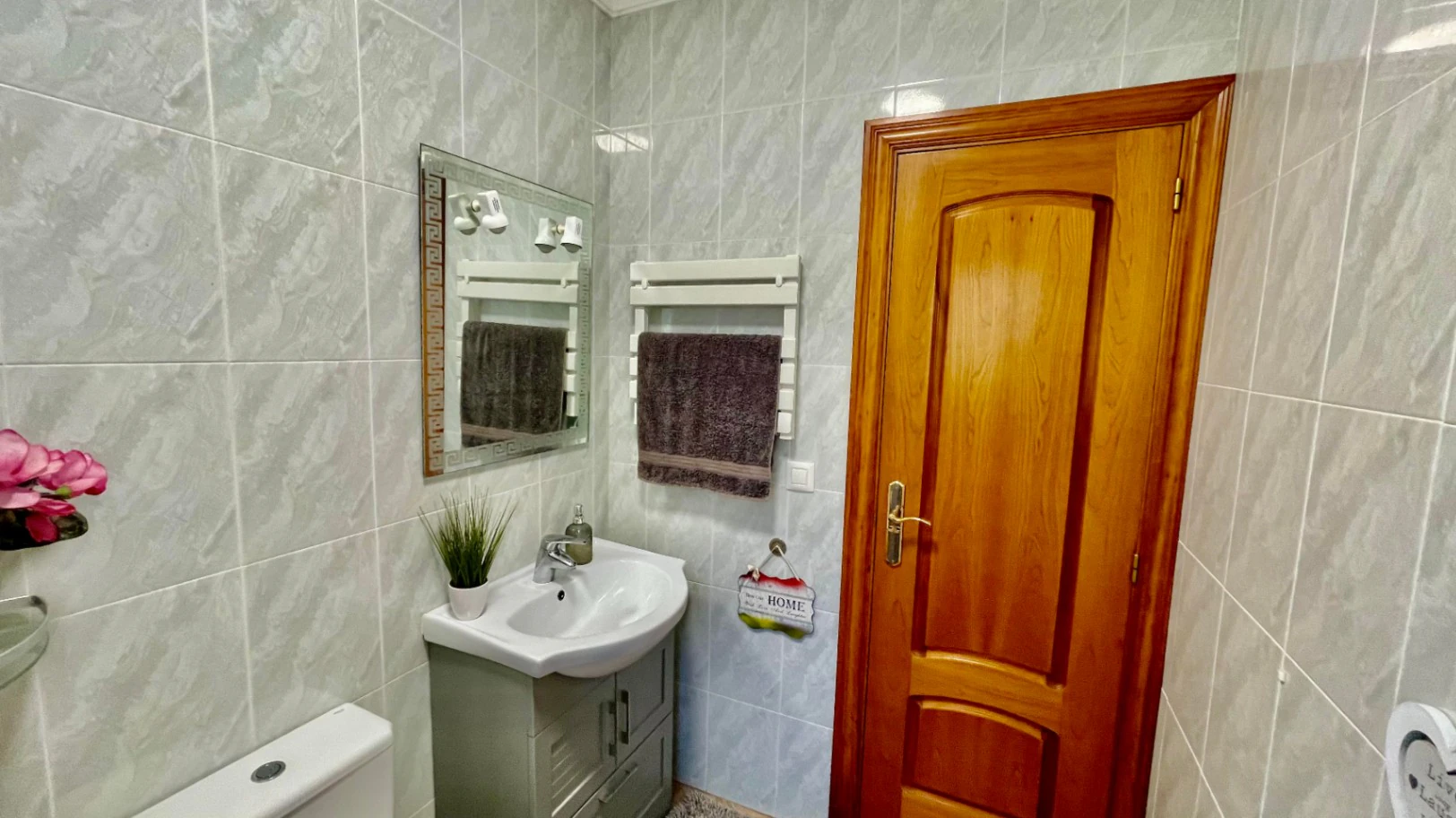 Villa en venta en Alcalalí: Ubicación privilegiada, espaciosa de una sola planta.
