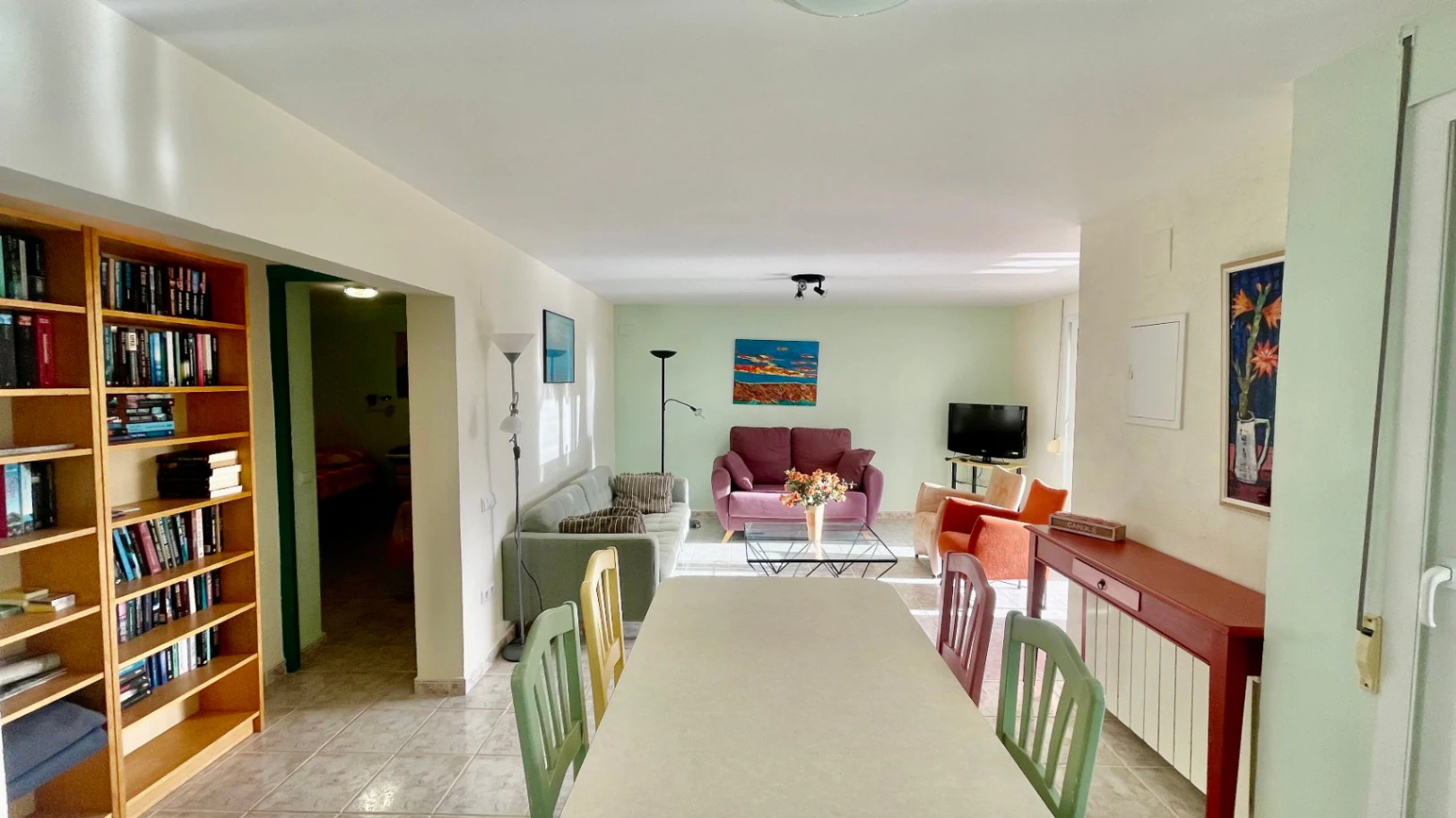 Villa en venta en Jalón: Orientada al sur, apartamento independiente para invitados.