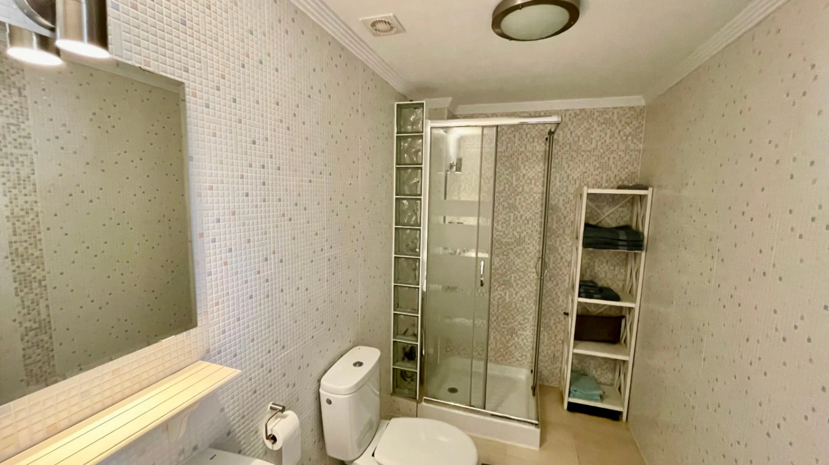 Casa adosada moderna en venta en Jalón: lujosa, con vistas impresionantes.