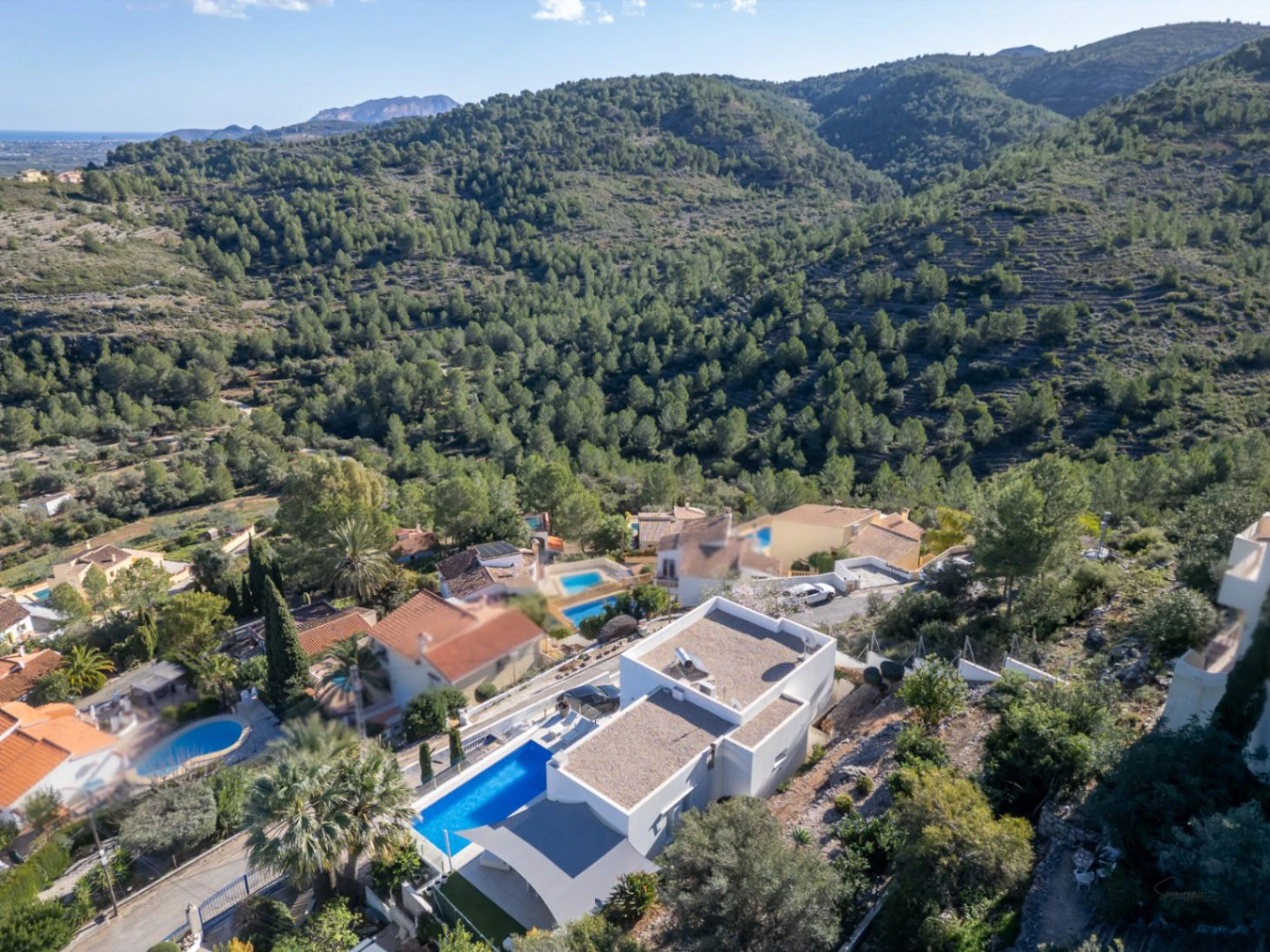 Villa for sale in Orba: Minimalist luxury, with fabulous views