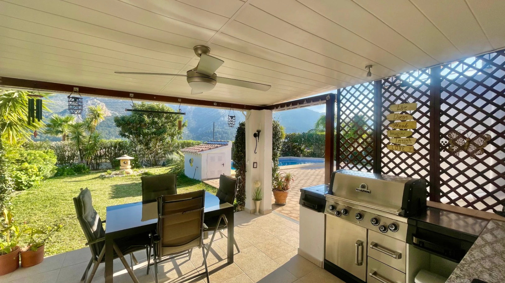 Villa en venta en Pedreguer - Impresionante, moderna, vistas espectaculares
