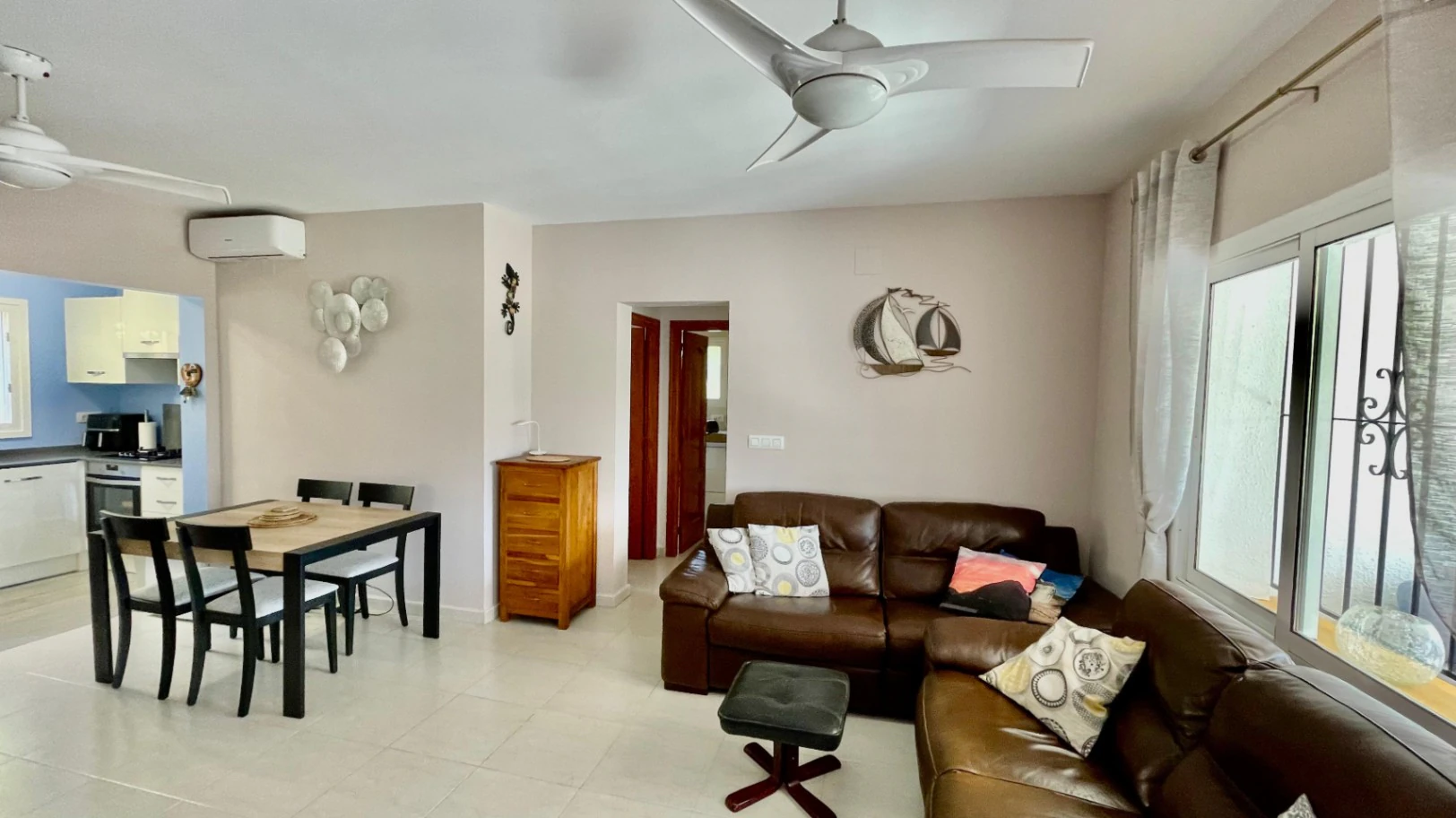 Villa adosada en venta en Murla - impecable, orientación sur