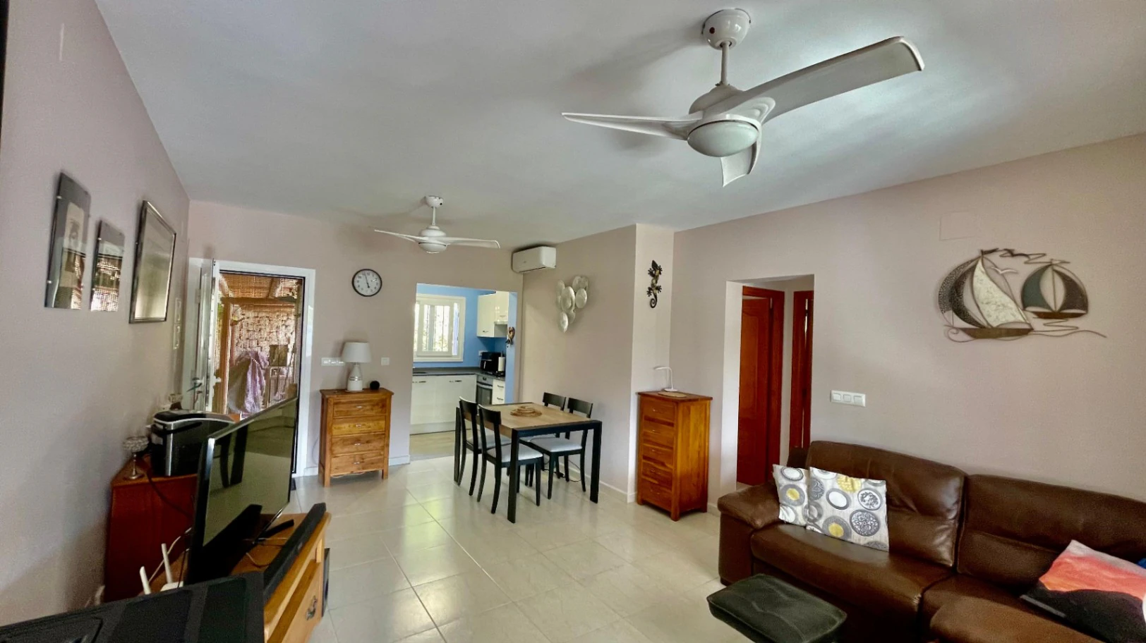 Villa adosada en venta en Murla - impecable, orientación sur