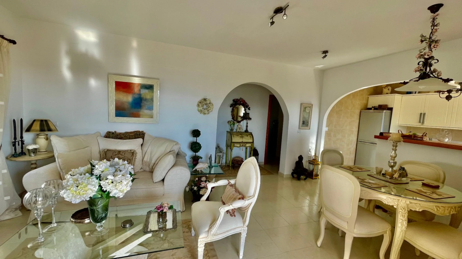 Villa en venta en Jalón: Espectaculares vistas al valle con orientación sur.