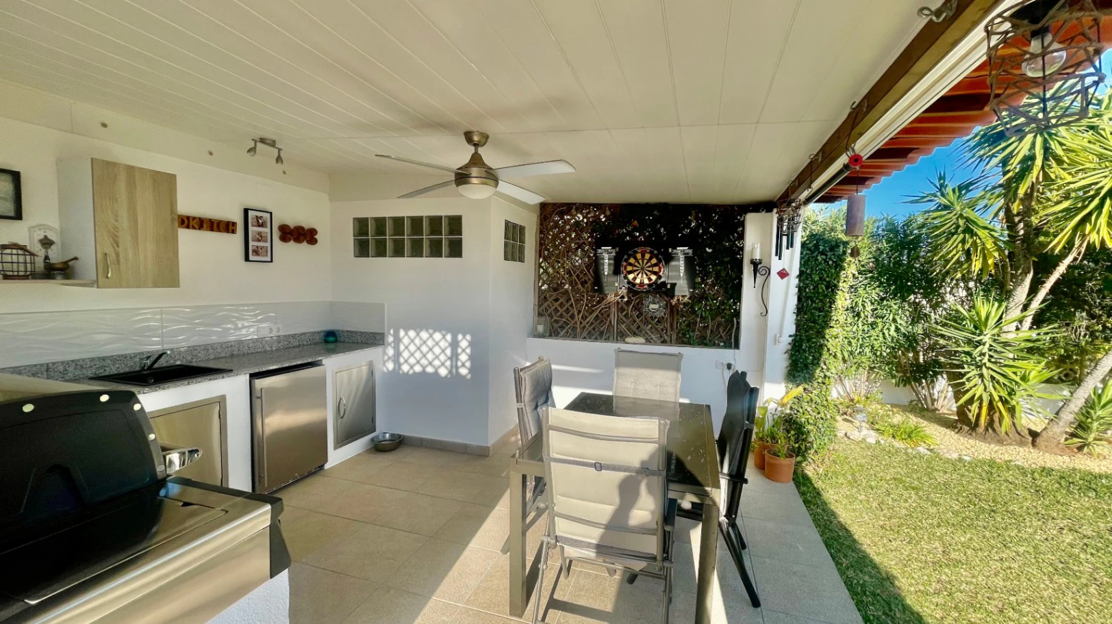 Villa en venta en Pedreguer - Impresionante, moderna, vistas espectaculares