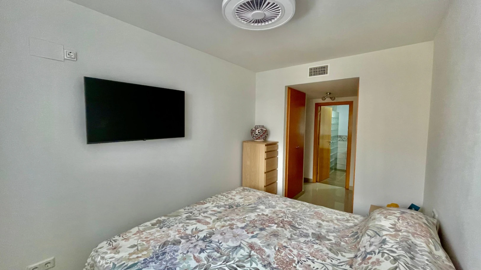 Piso en venta en Jalón: luminoso, espacioso y con una gran terraza.