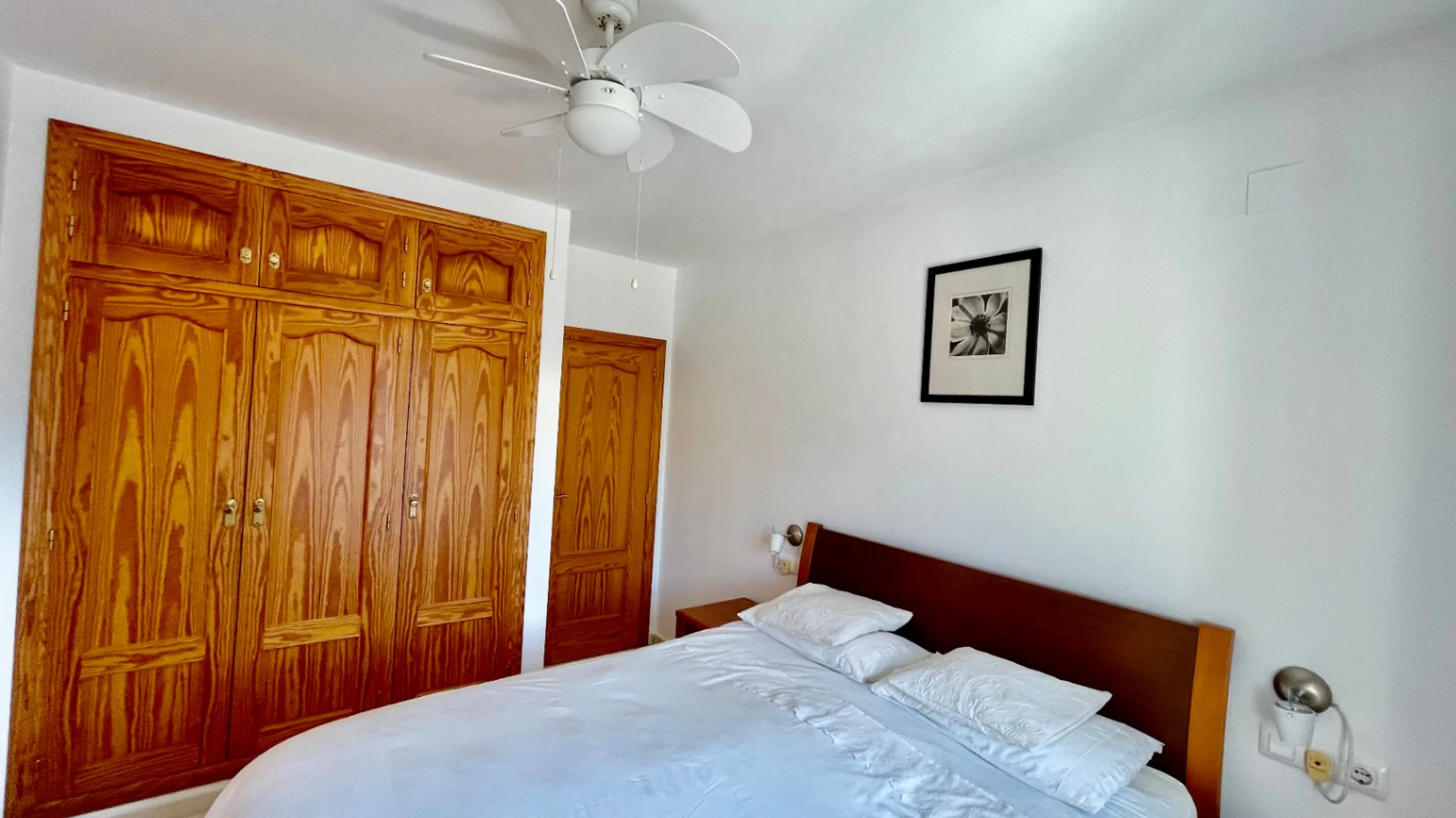 Villa en venta en Jalón: moderna, con fácil acceso y unas vistas impresionantes