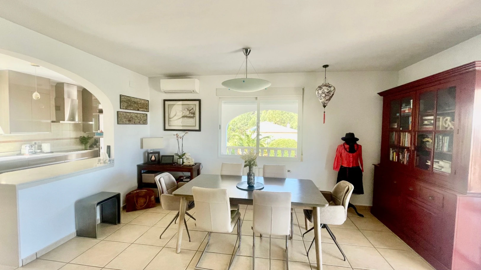 Villa zu verkaufen in Lliber:  Spektakuläre Aussicht, großes Grundstück