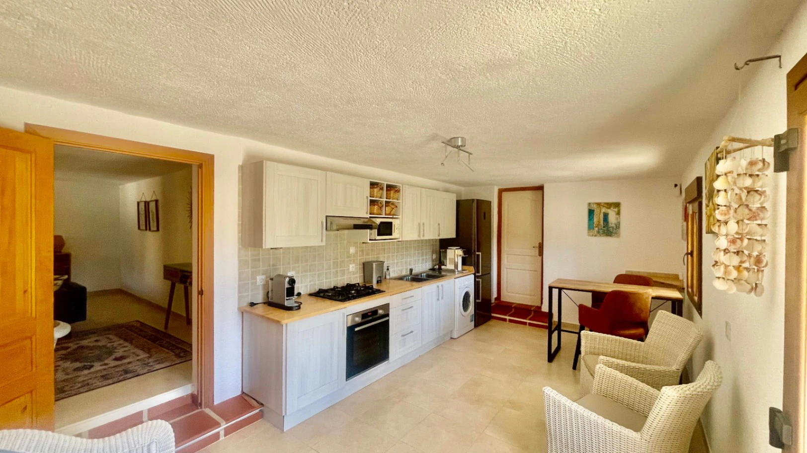 Villa en venta en Jalón: parcela llana y espaciosa, en una zona tranquila