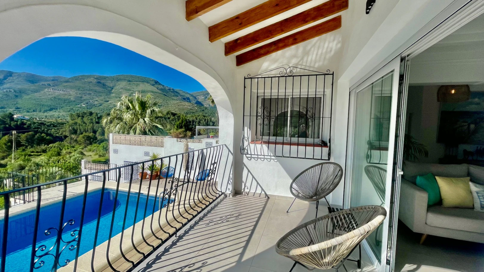 Villa en venta en Benigembla: Alta especificación, vistas fabulosas