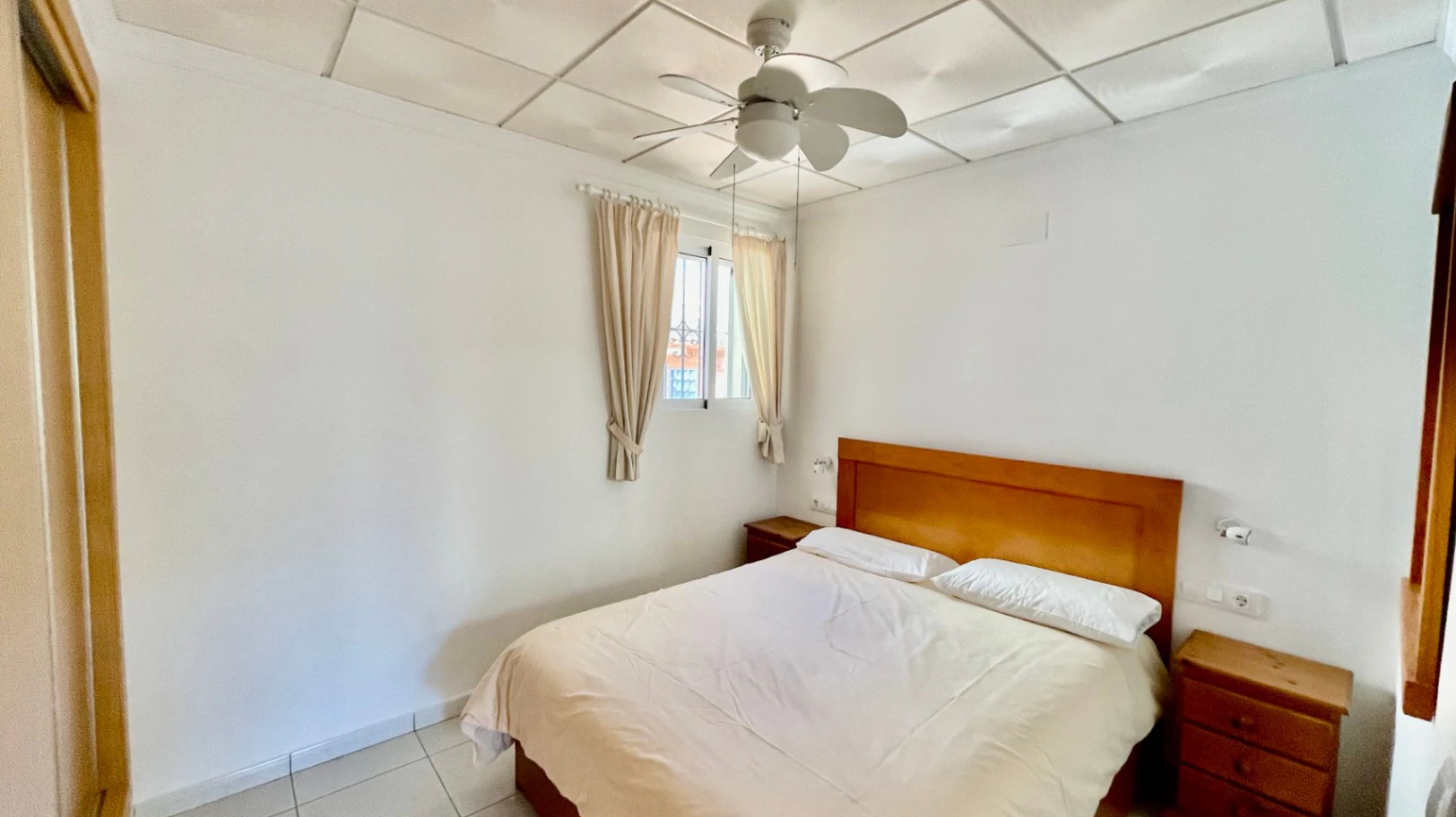 Villa en venta en Jalón: moderna, con fácil acceso y unas vistas impresionantes