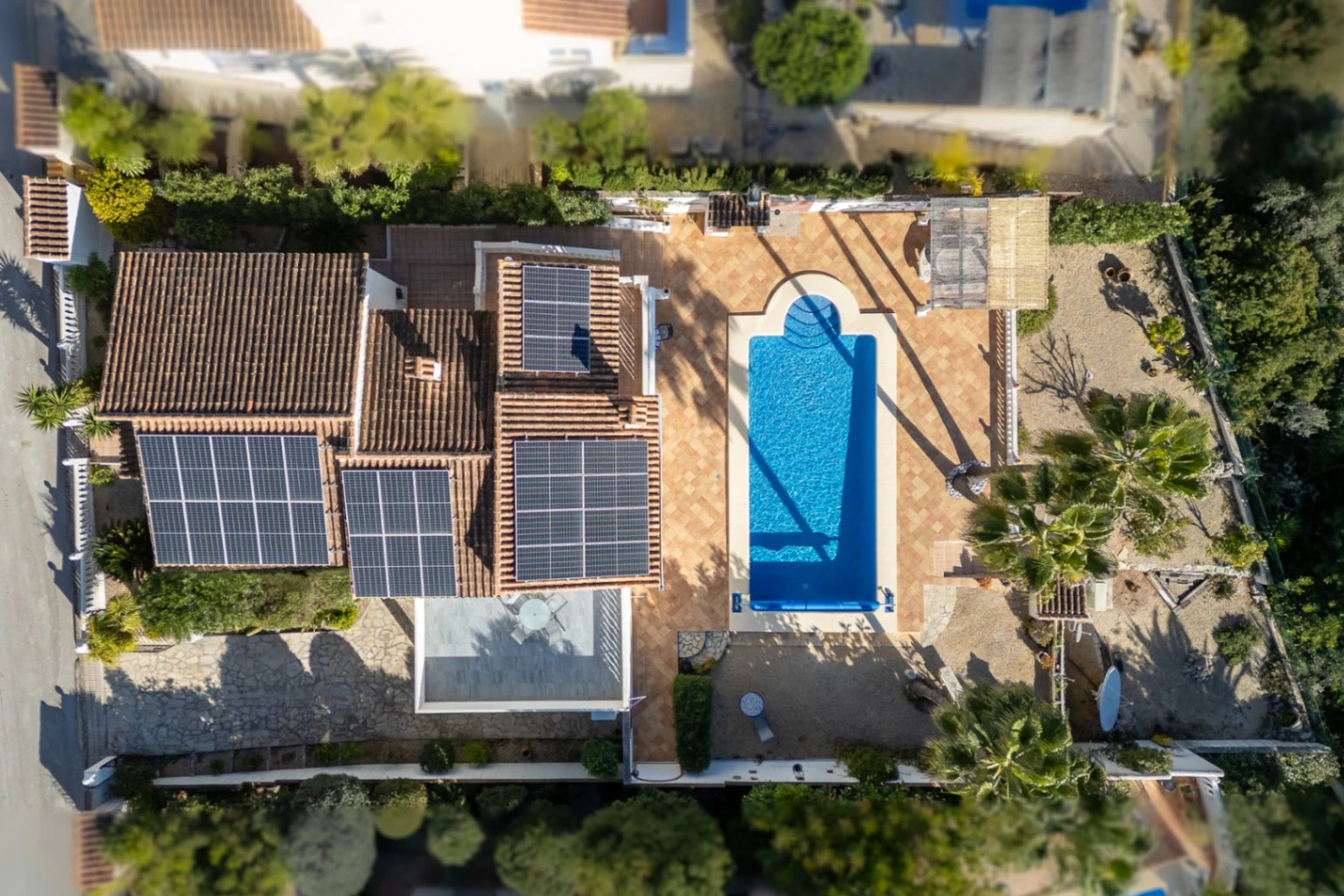 Villa en venta en Jalón: primera línea con espectaculares vistas orientadas al sur.