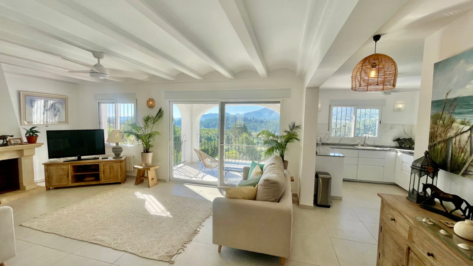 Villa en venta en Benigembla: Alta especificación, vistas fabulosas