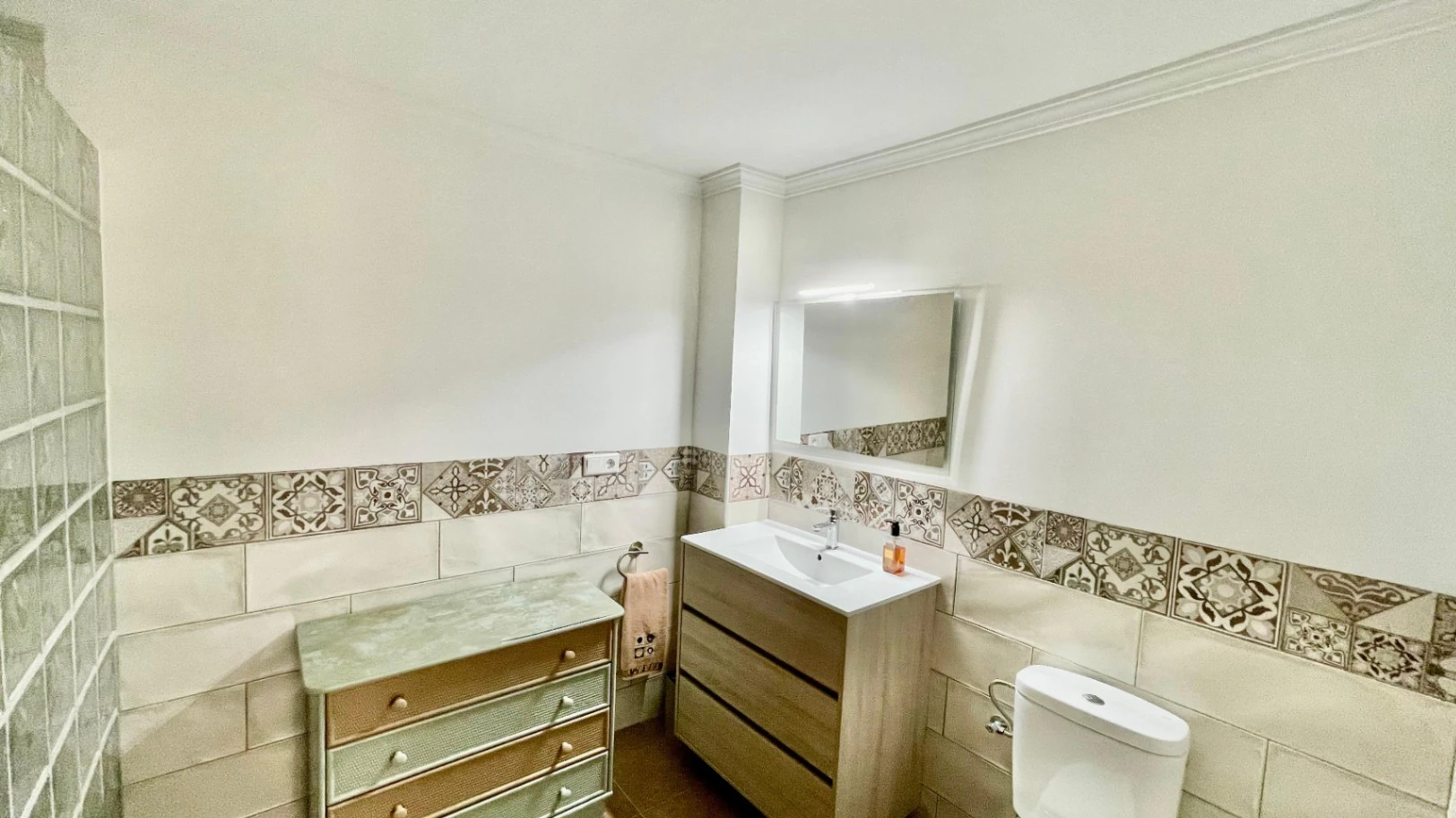 Piso en venta en Jalón: luminoso, espacioso y con una gran terraza.