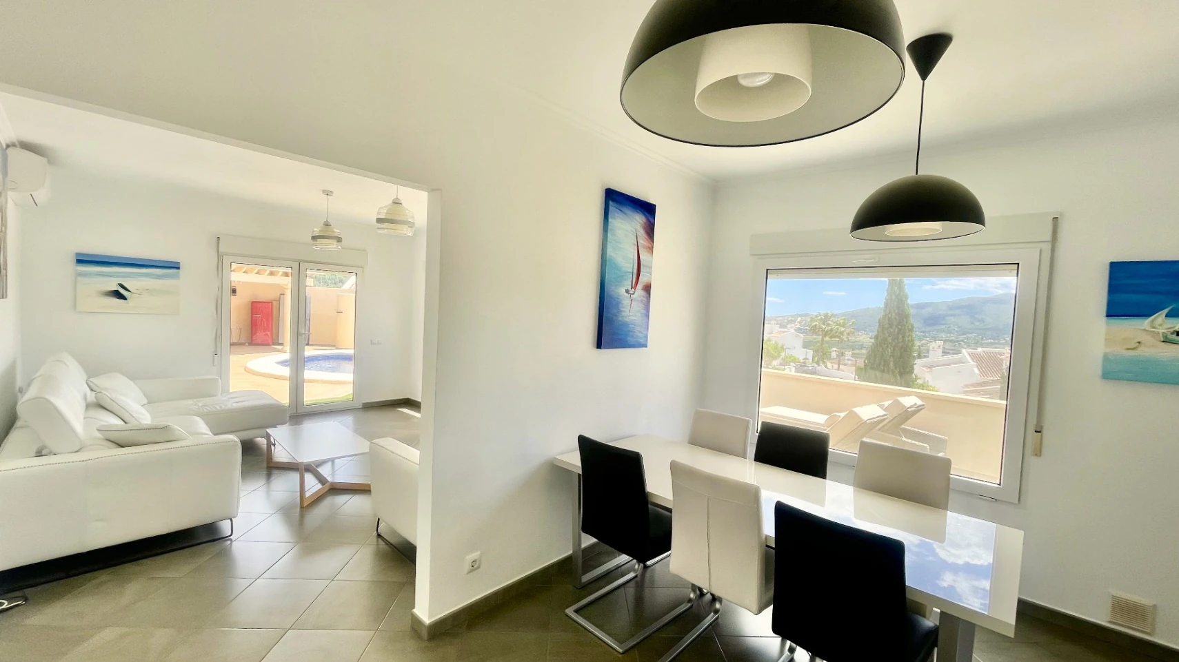Villa for sale in Jalon: Luxurious, energy-efficient
