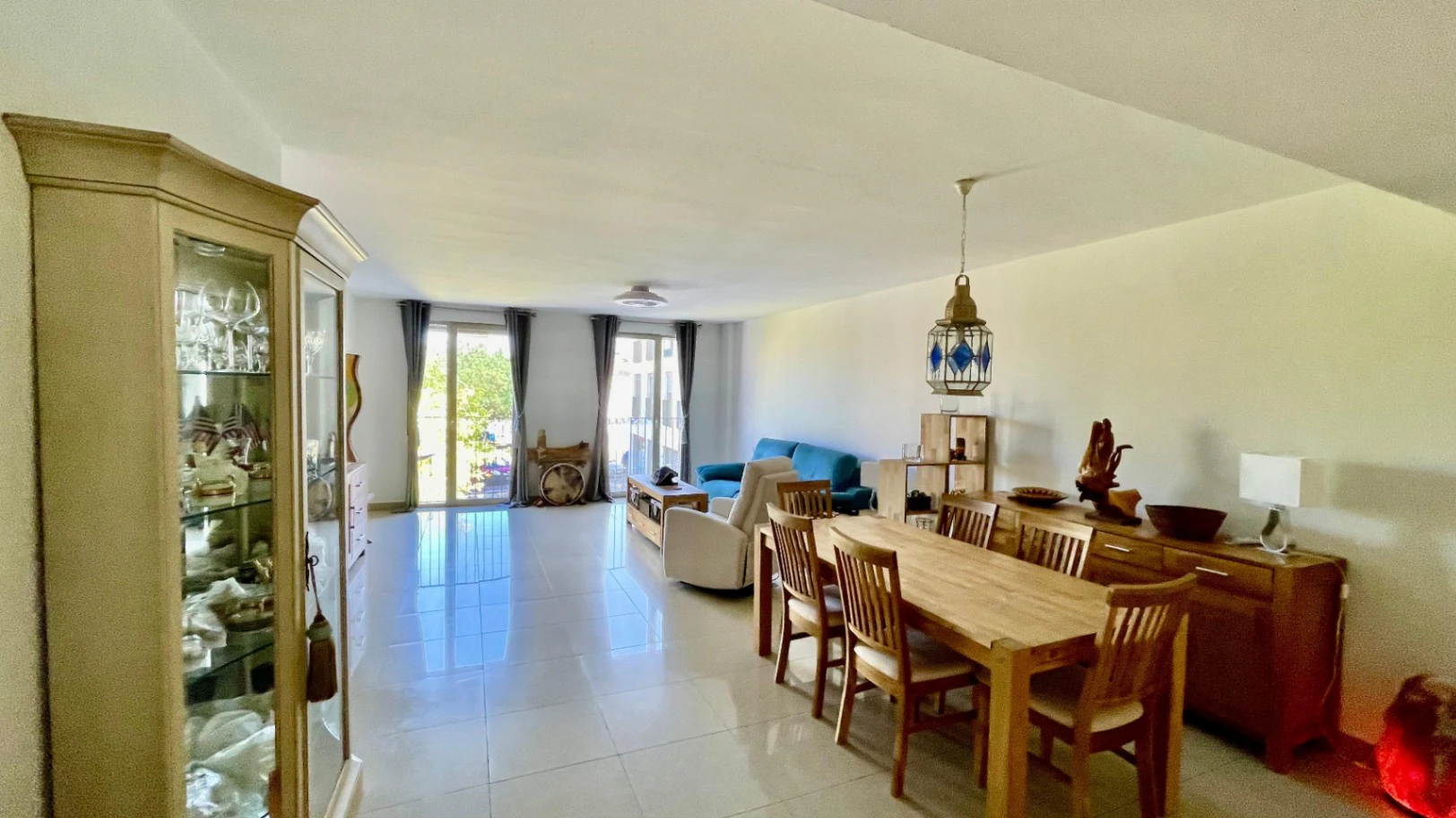 Piso en venta en Jalón: luminoso, espacioso y con una gran terraza.