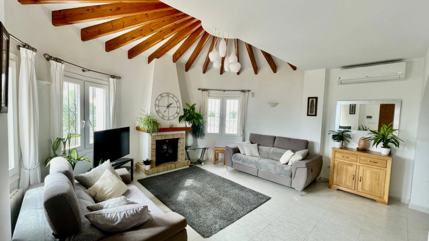 Villa en venta en Pedreguer - Impresionante, moderna, vistas espectaculares