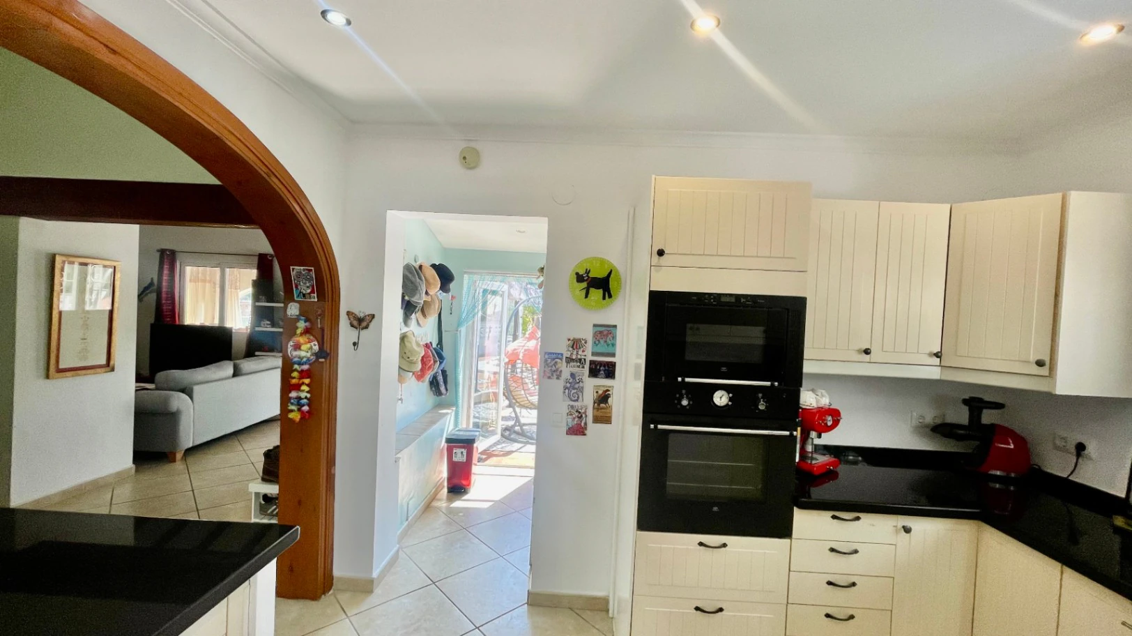 Villa for sale in Alcalali: One level, south-facing, generous plot