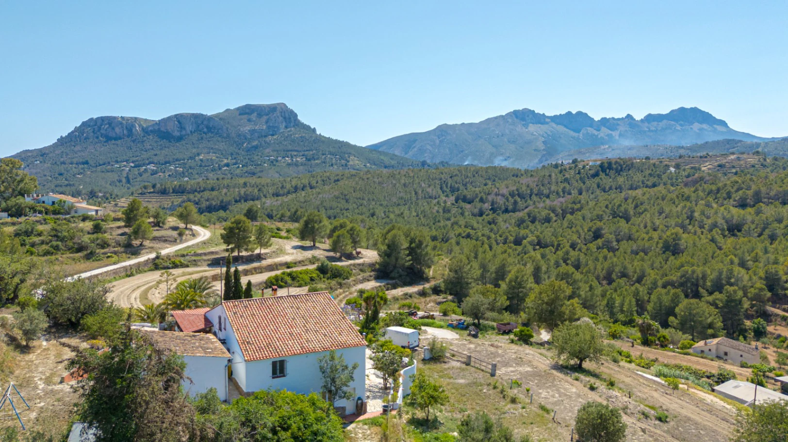 Villa en venta en Benissa: Cuadras y terreno