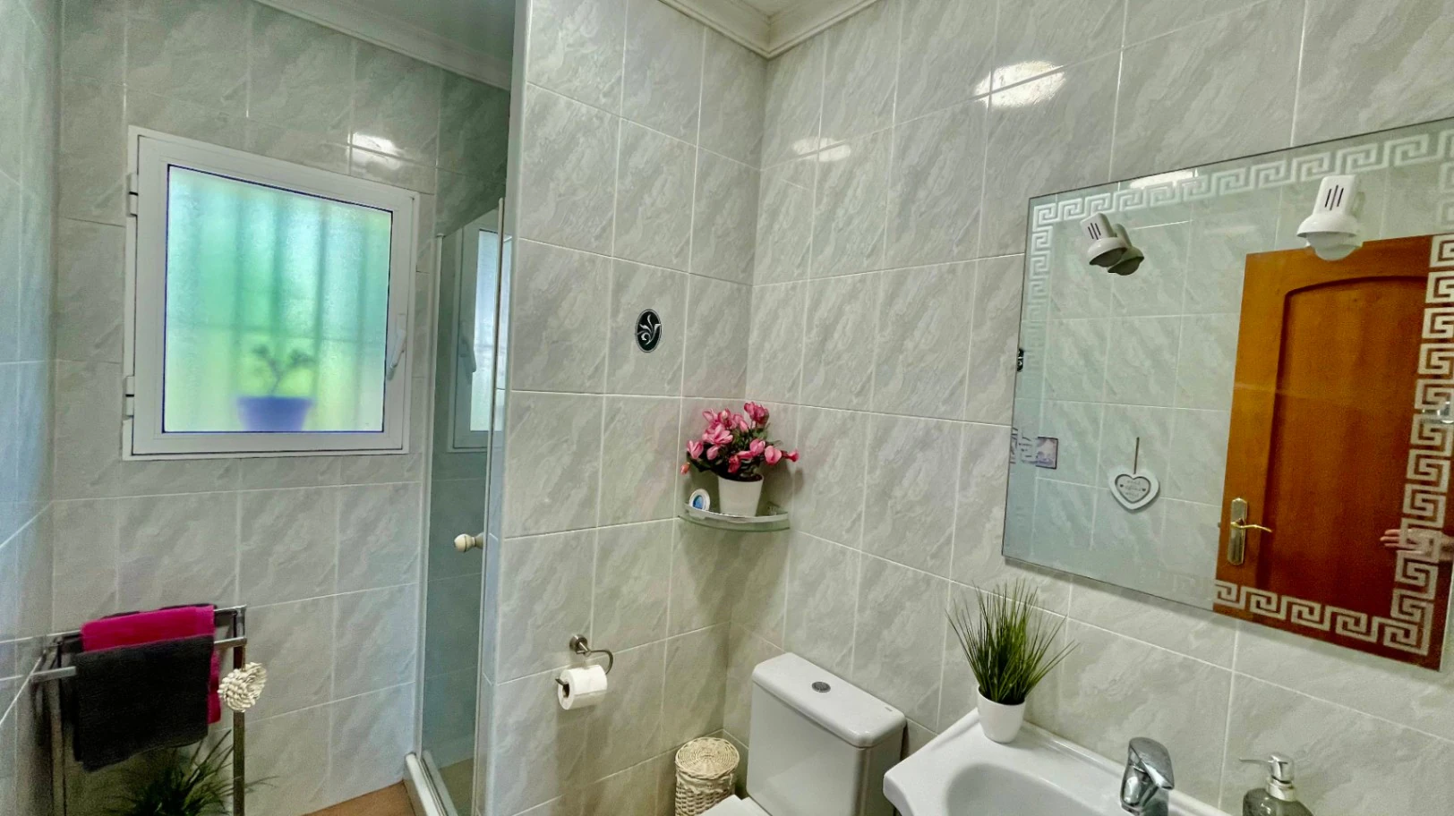 Villa en venta en Alcalalí: Ubicación privilegiada, espaciosa de una sola planta.